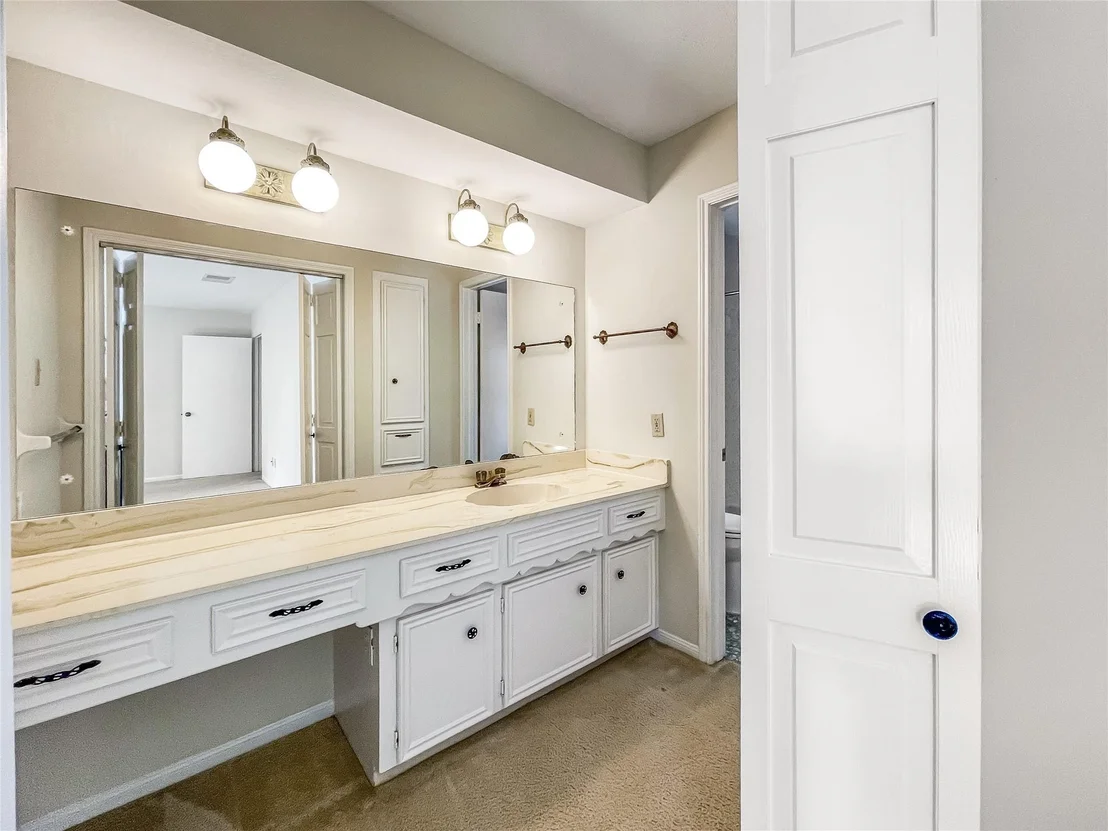 Photo of 2023 Forest Manor Drive