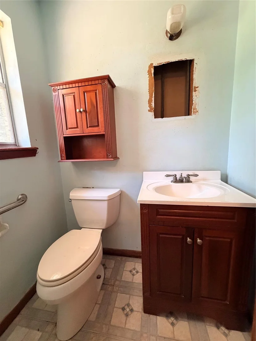 Photo of 341 Myrtie Drive