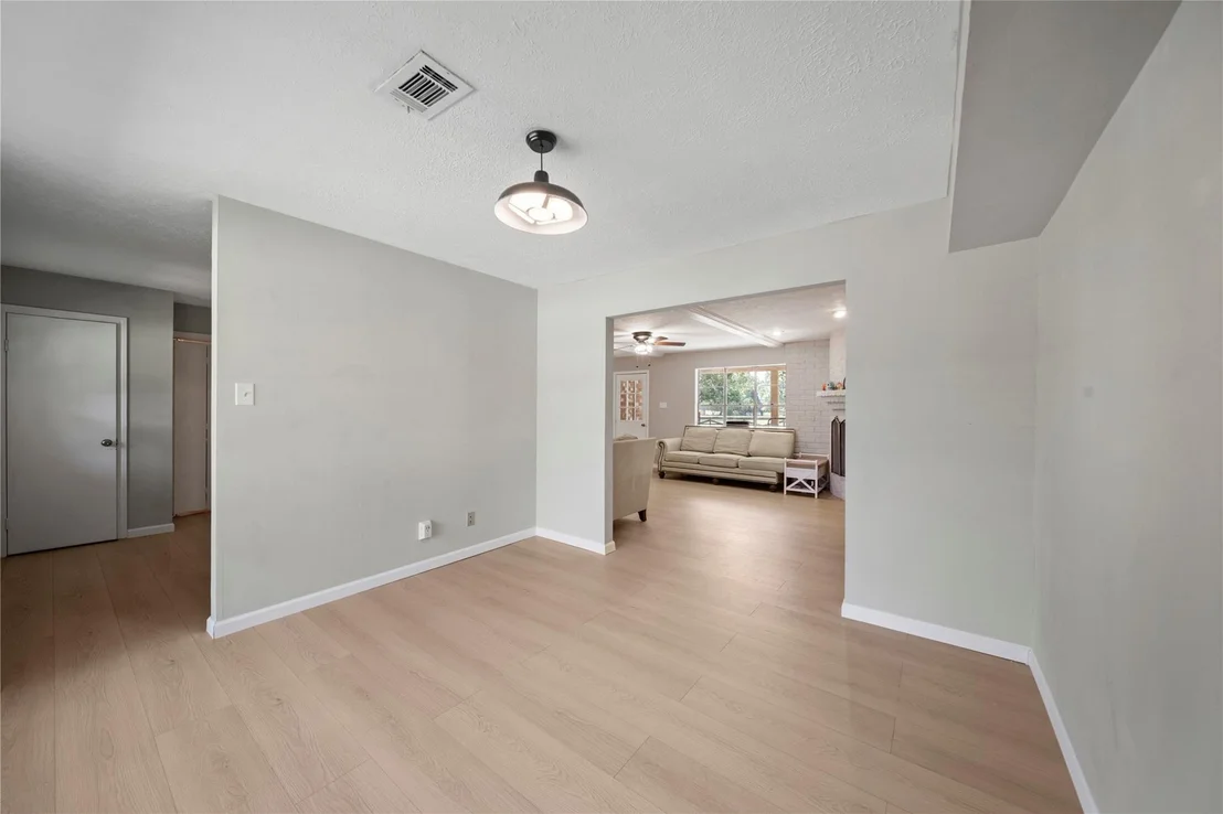 Photo of 26751 Willow Lane