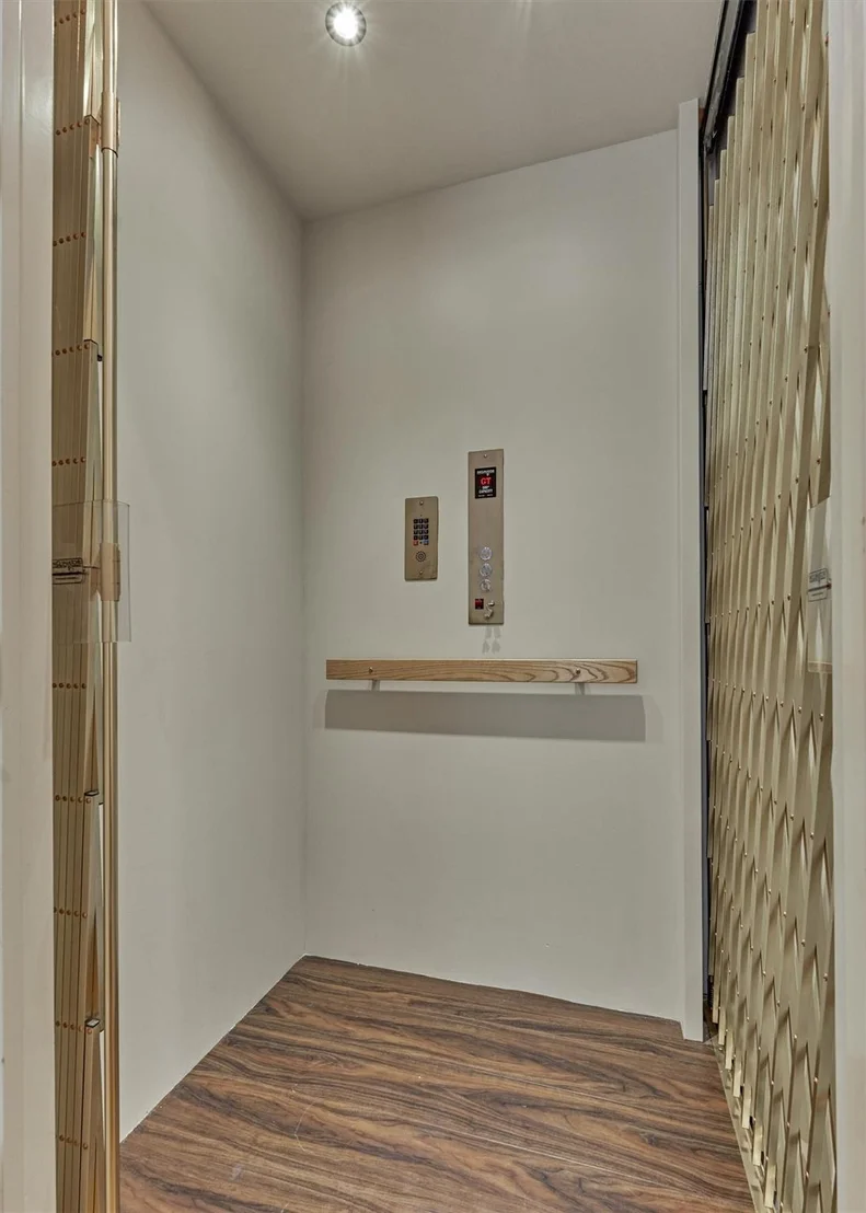 Photo of 22 E Shore Drive