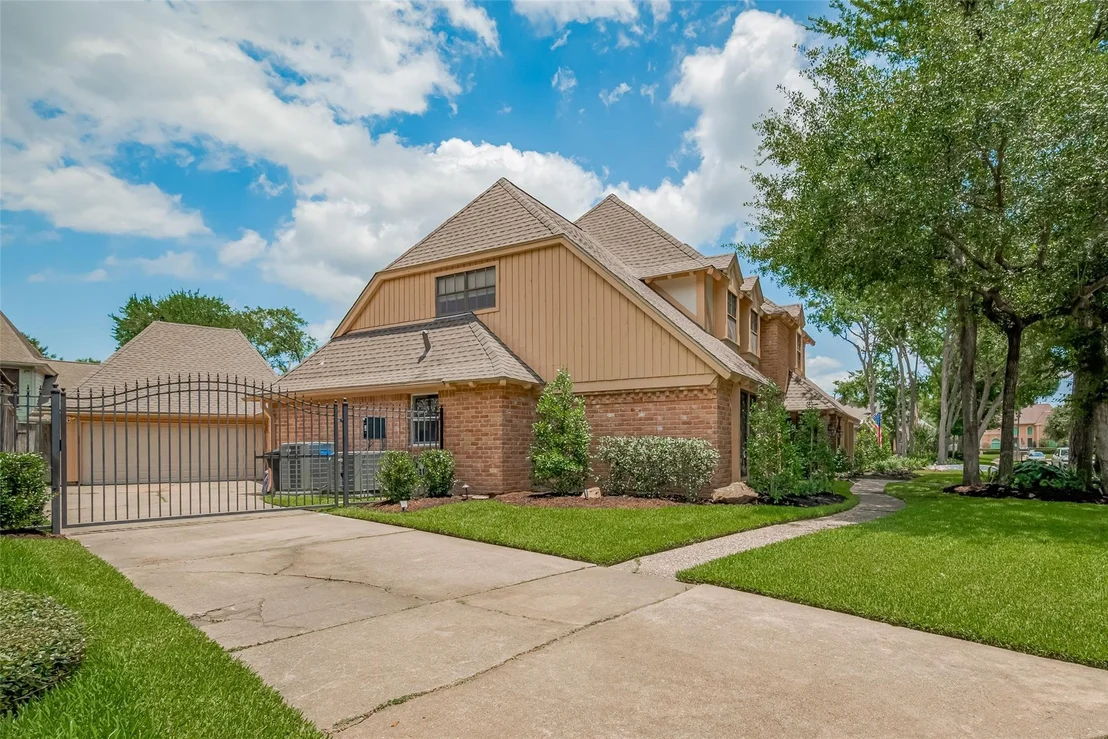 Photo of 12214 Clearfork Drive