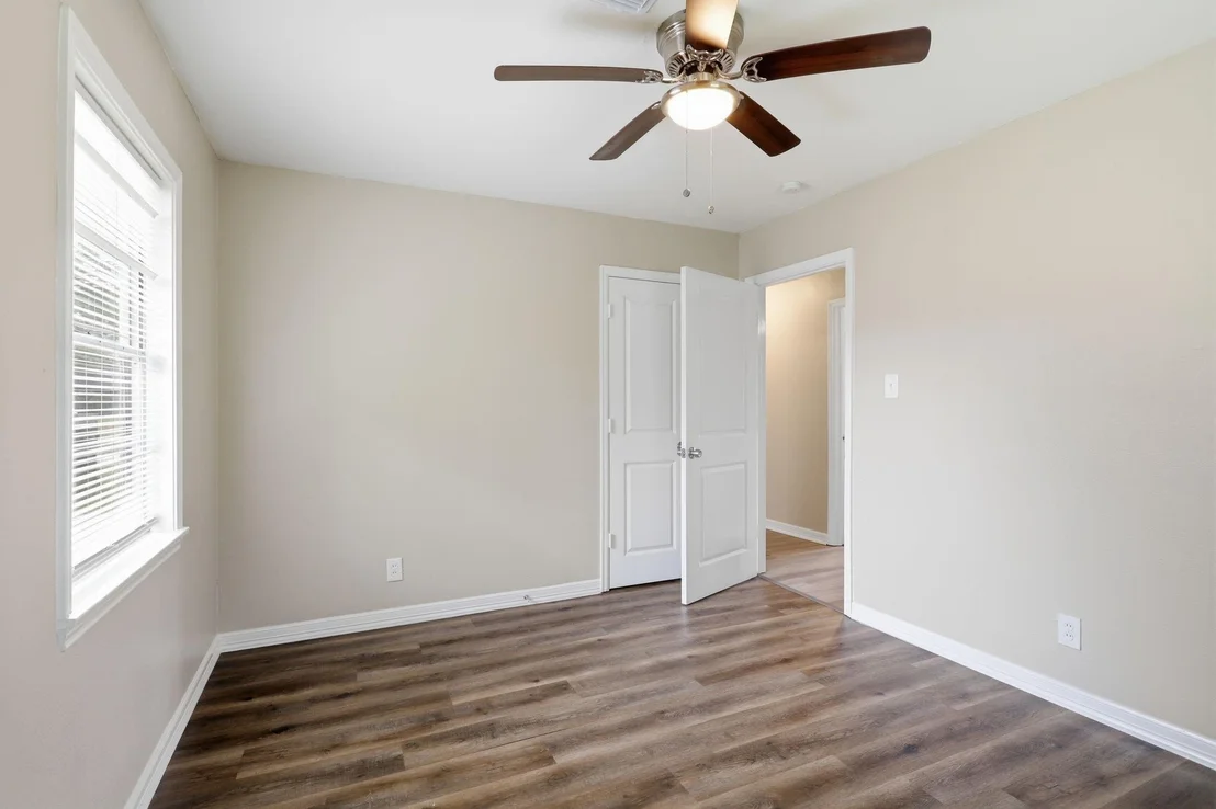 Photo of 9242 Forest View Street