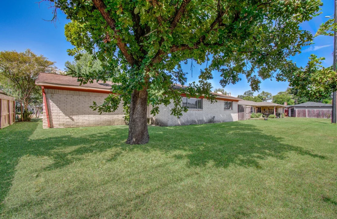 Photo of 10215 Windriver Drive