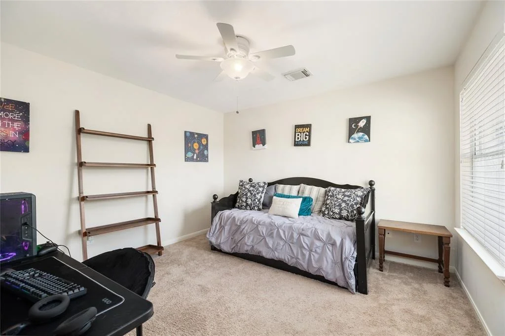 Photo of 6815 Autumn Rain Lane