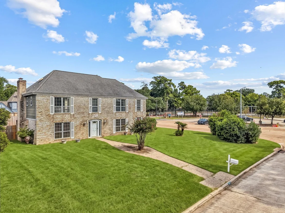 Photo of 1802 Hamlin Valley Drive