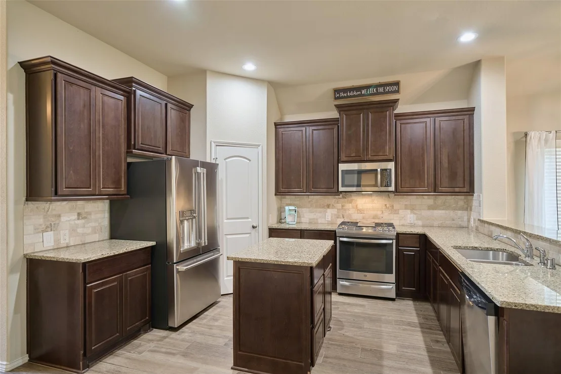 Photo of 128 Buckeye Drive