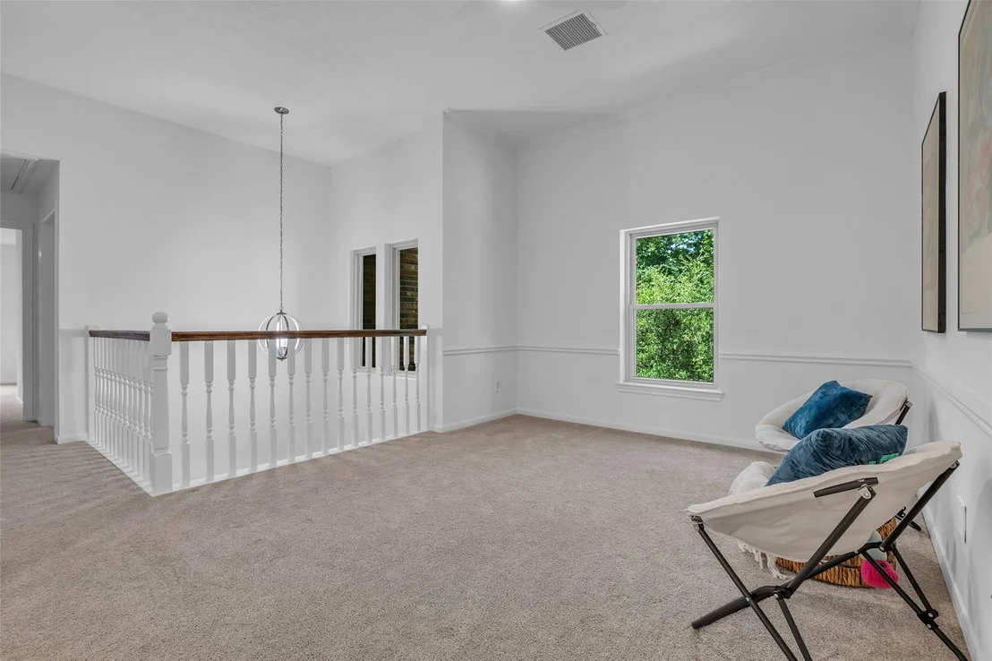 Photo of 118 Quiet Oak Circle