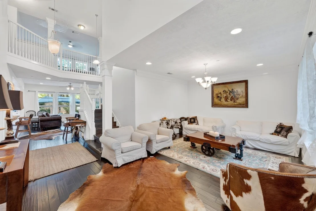 Photo of 335 Voss Road