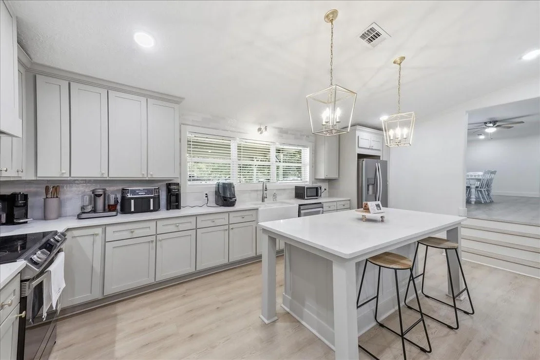 Photo of 11565 Greenway Drive