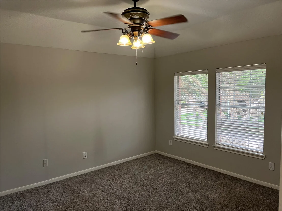 Photo of 6507 Stone Briar Drive