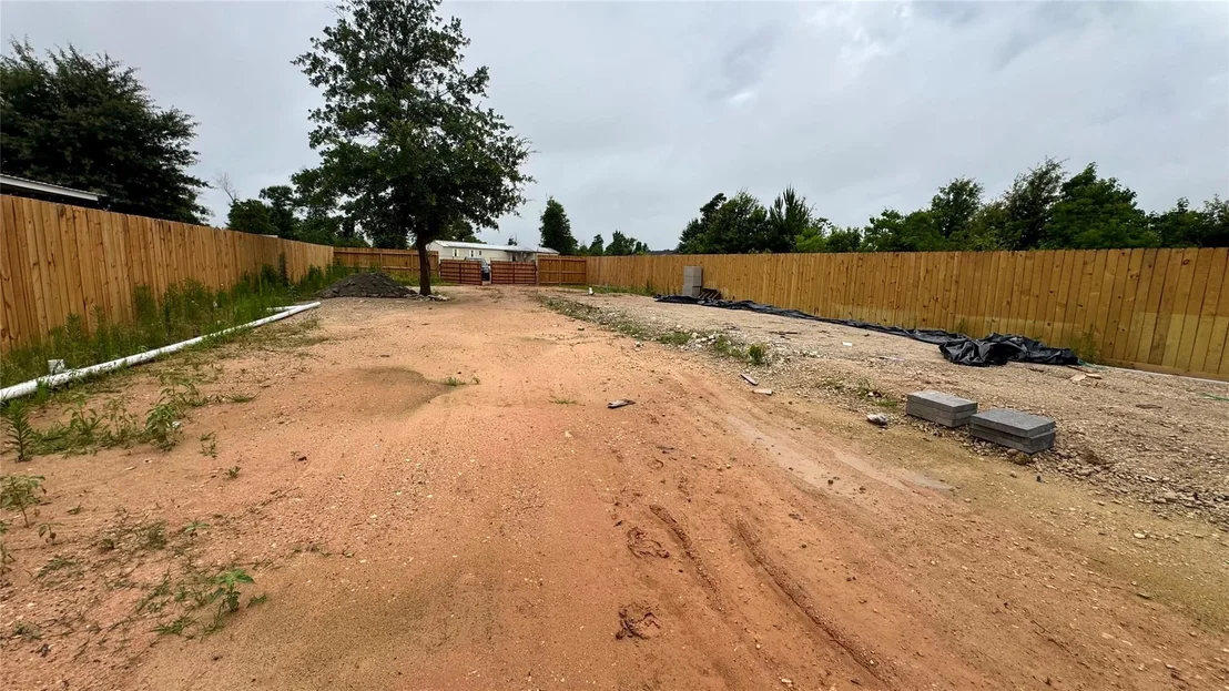 Photo of 836 Road 5605