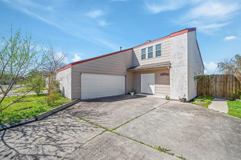 Photo of 11038 Holworth Drive