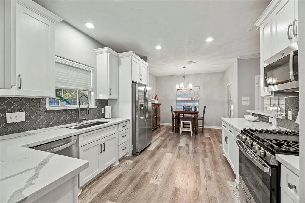 Photo of 2409 Deercreek Circle
