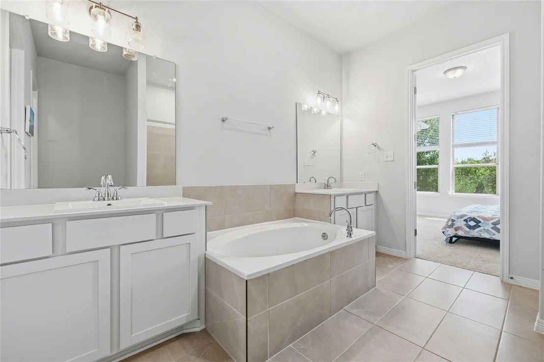 Photo of 1121 Silver Dollar Trail