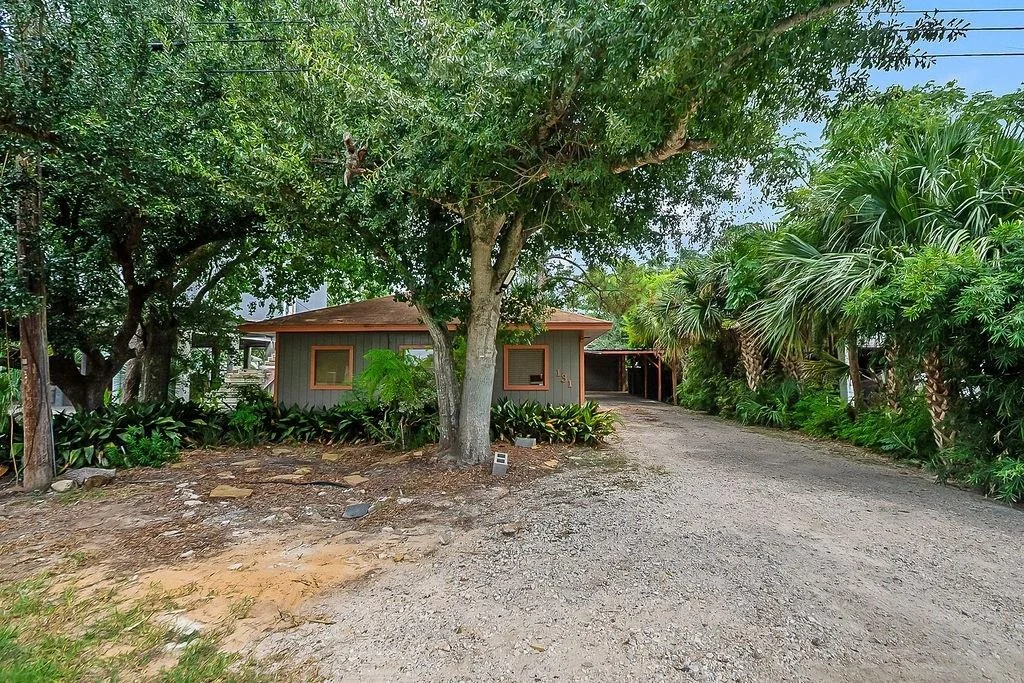 Photo of 131 5th Street