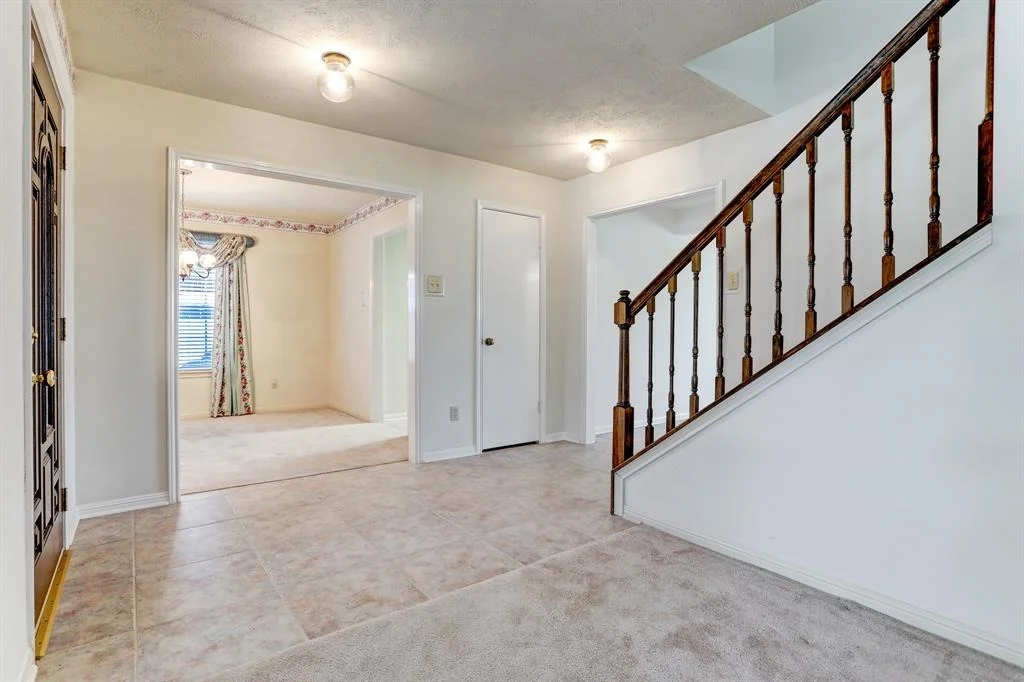 Photo of 4923 Meadowglen Drive