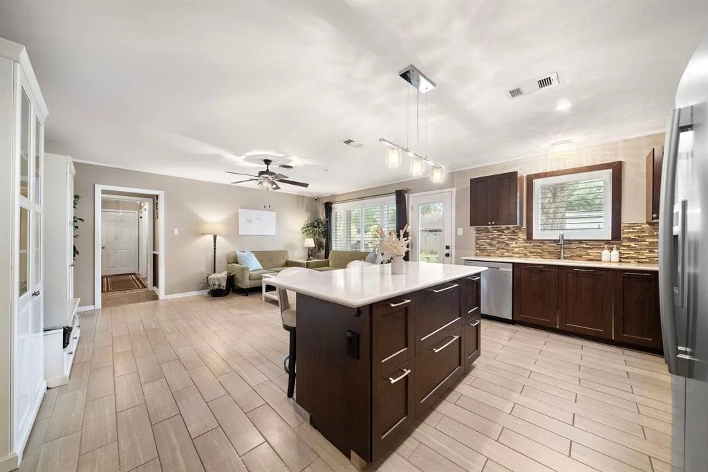Photo of 5319 Saxon Drive