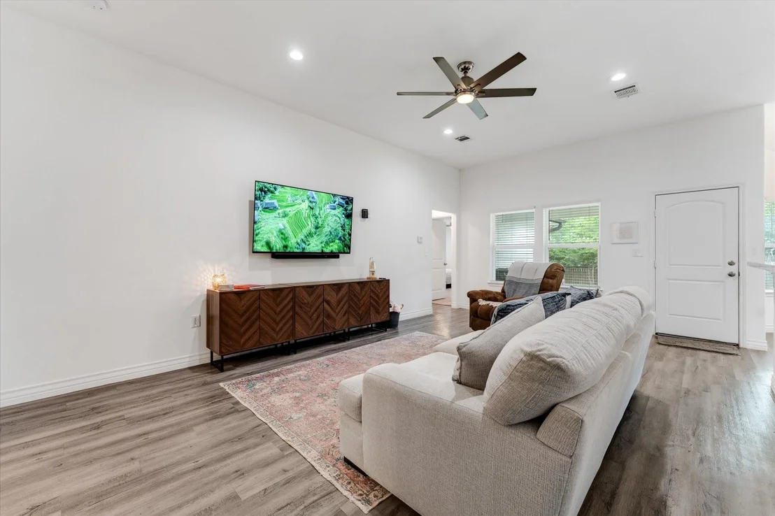 Photo of 14986 Indian Hill Trail