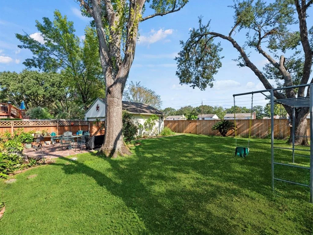 Photo of 8218 Pine Falls Drive