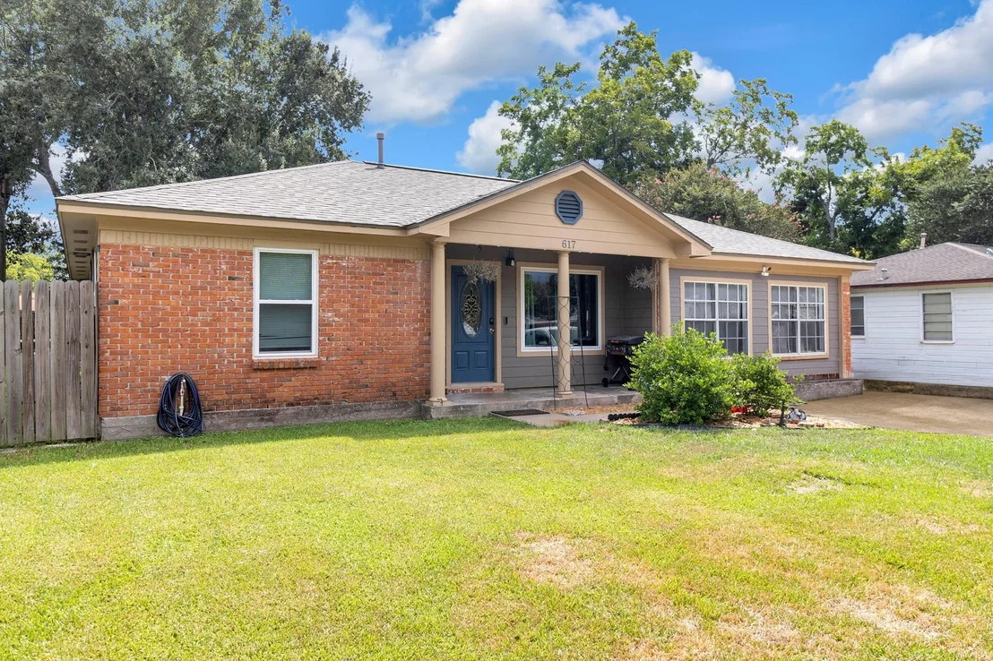 Photo of 617 Catalpa Street