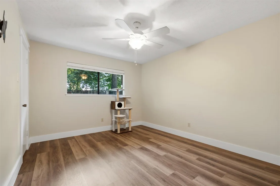 Photo of 2218 Silver Falls Drive
