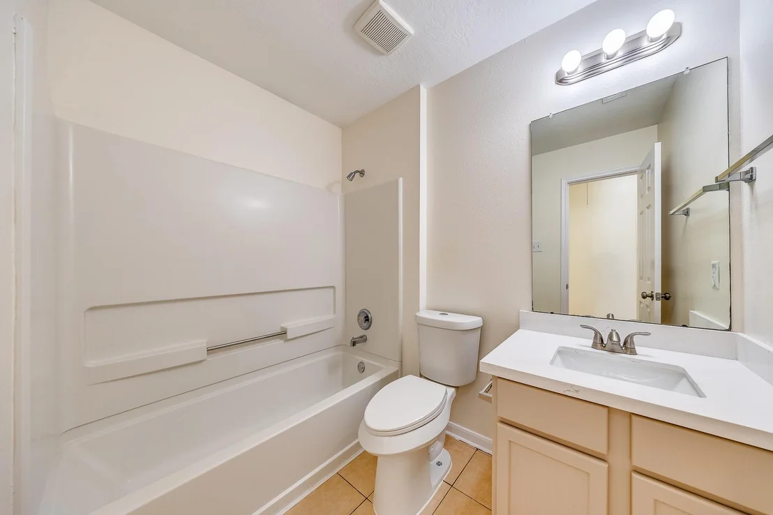 Photo of 5611 Tidewater Drive