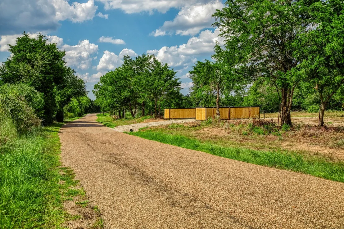 Photo of 8595 County Road 324