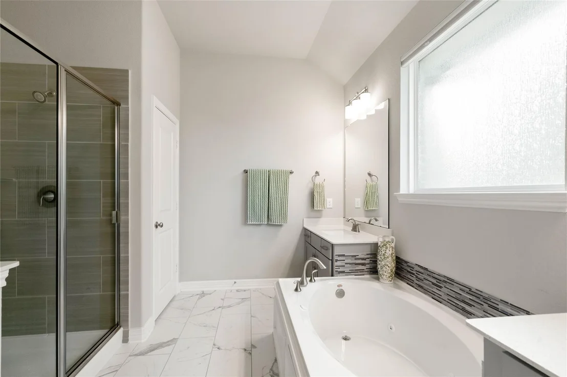 Photo of 24718 Tanoureen Drive