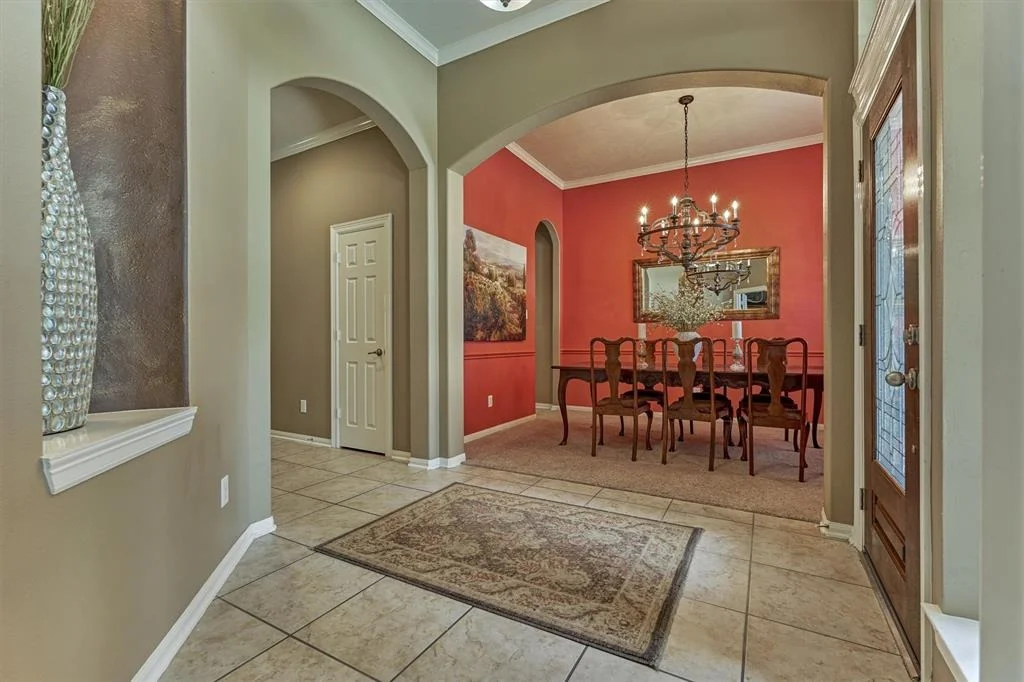 Photo of 25719 Northcrest Drive