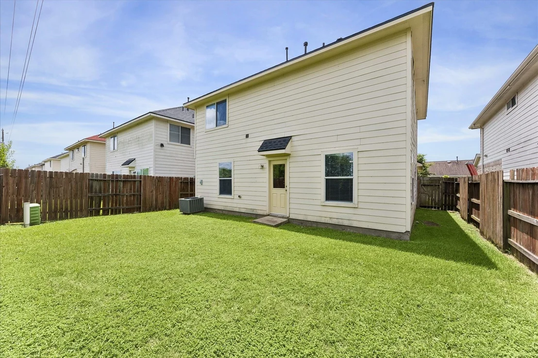 Photo of 4918 Grasilla Drive