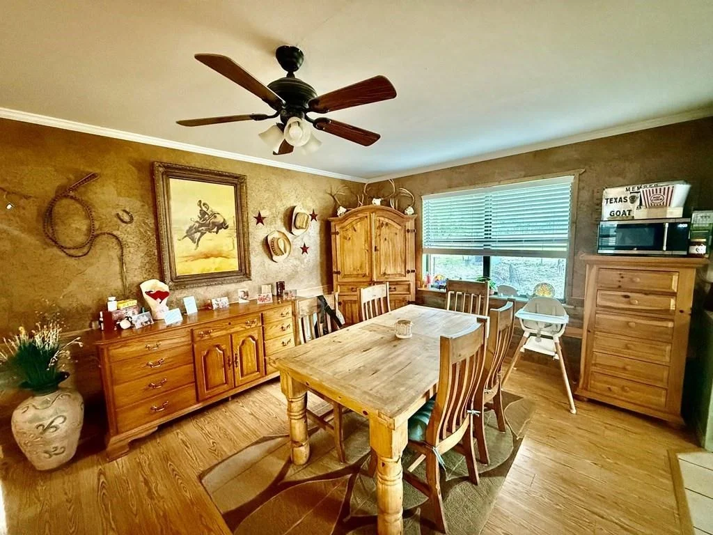 Photo of 3017 N Hwy 87