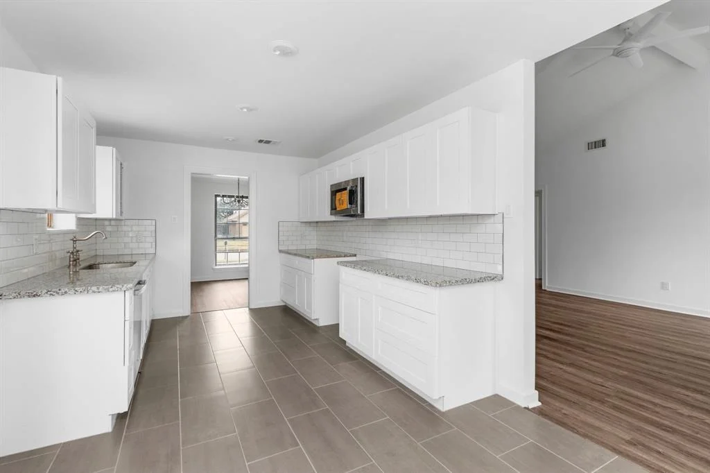 Photo of 600 Pinebrook Lane