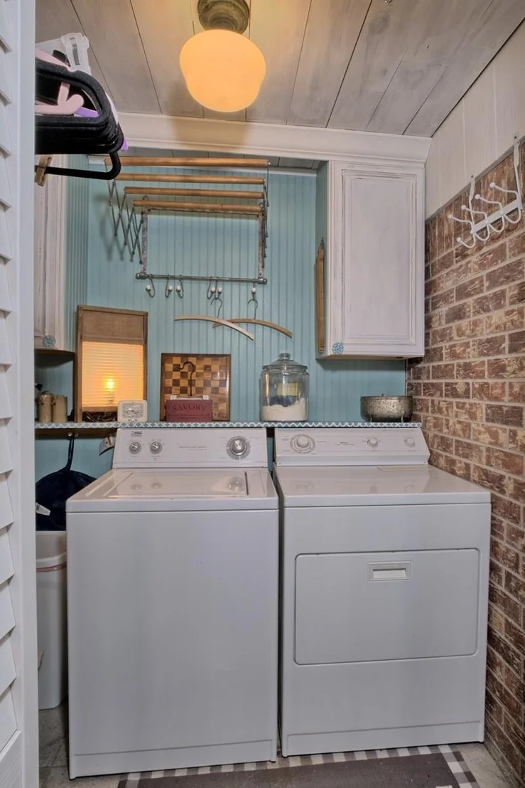 Photo of 385 Cedar Ridge