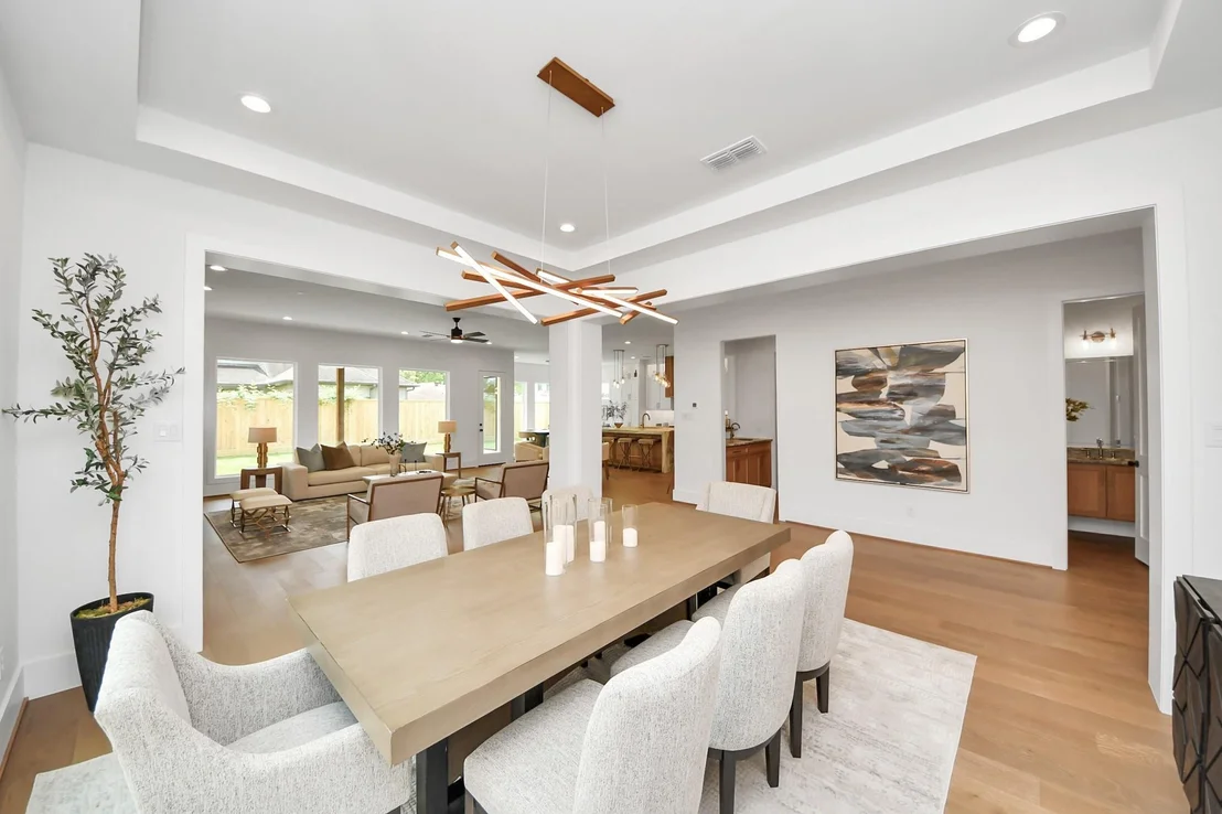 Photo of 1705 Saxon Drive