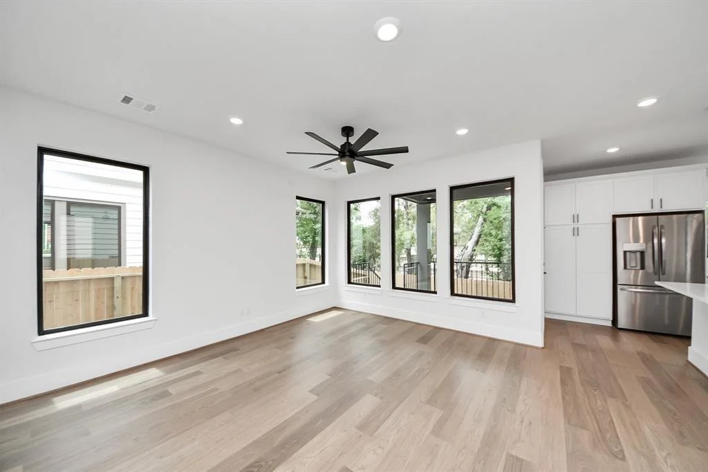 Photo of 405 Forest Reserve Place