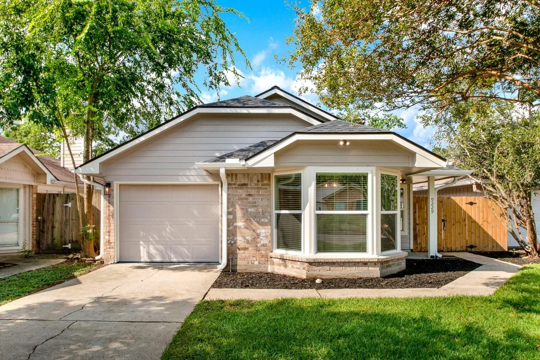 Photo of 9229 Waving Fields Drive
