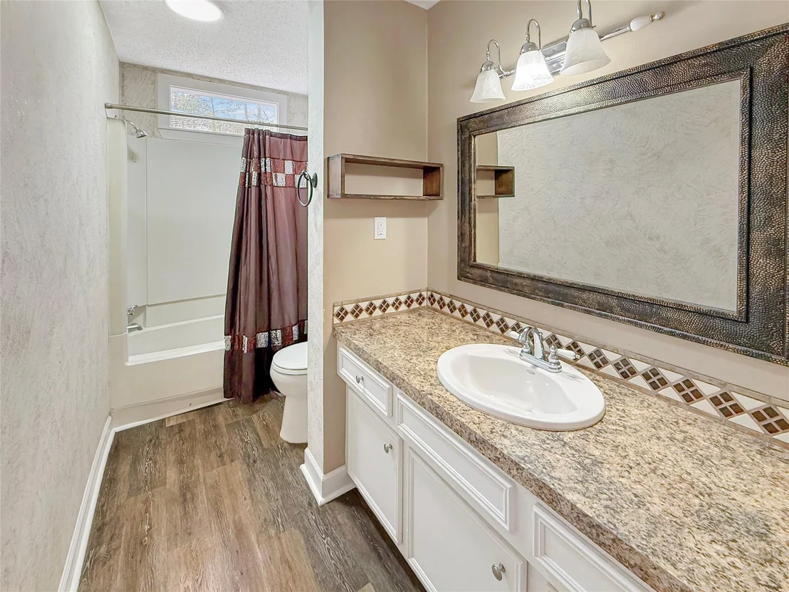 Photo of 447 Pinehurst Drive