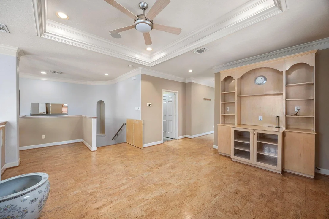 Photo of 4039 Browning Street