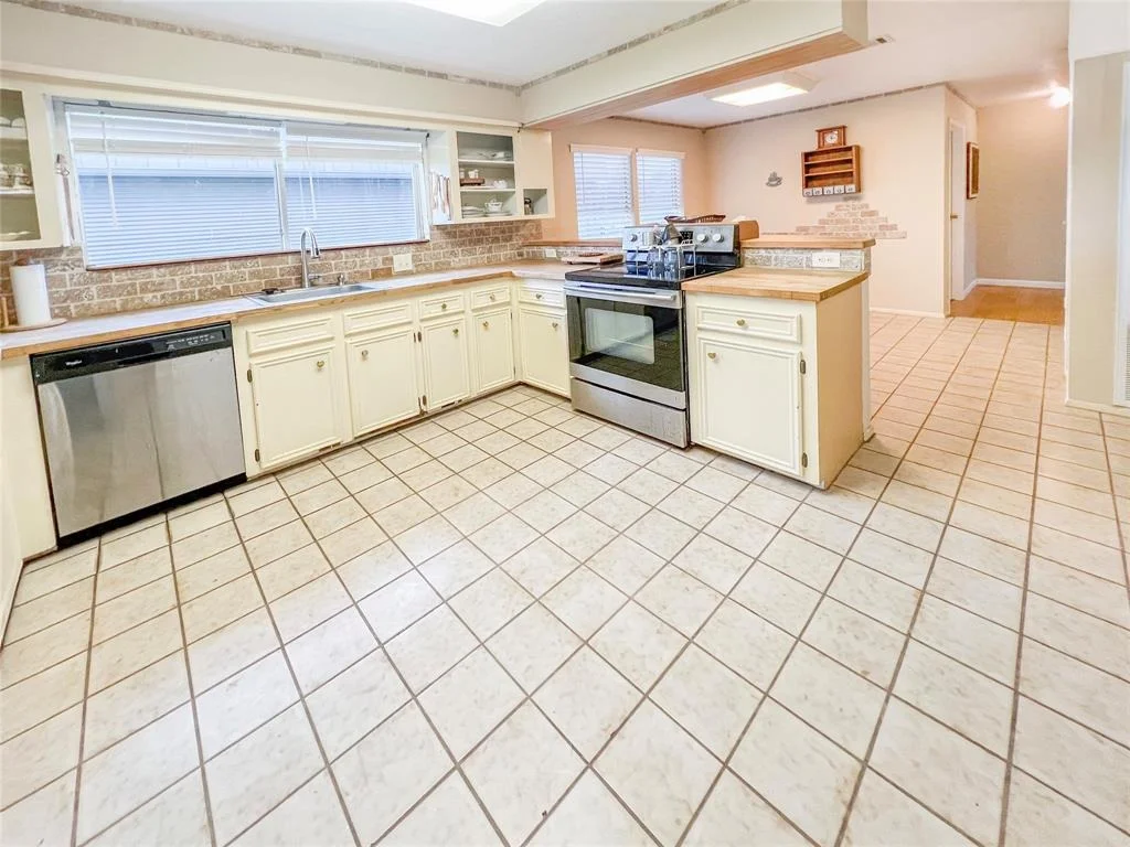 Photo of 3203 Bayou Drive