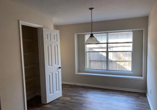 Photo of 12307 Longfellow Drive