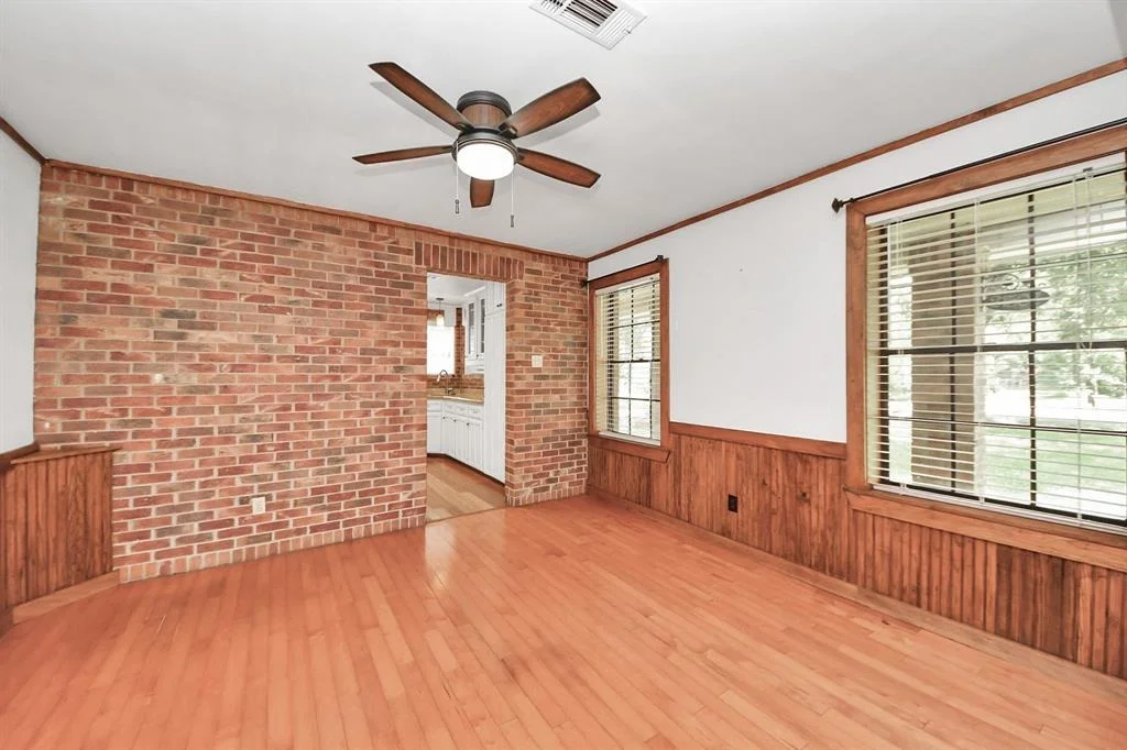 Photo of 21507 Whispering Pines