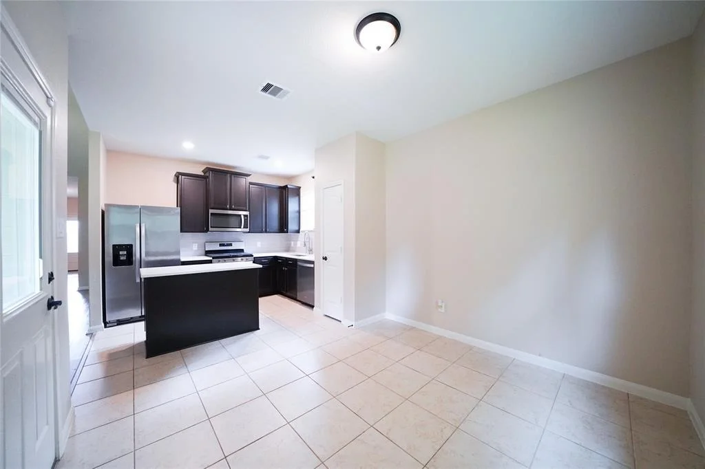 Photo of 7647 Glaber Leaf Road