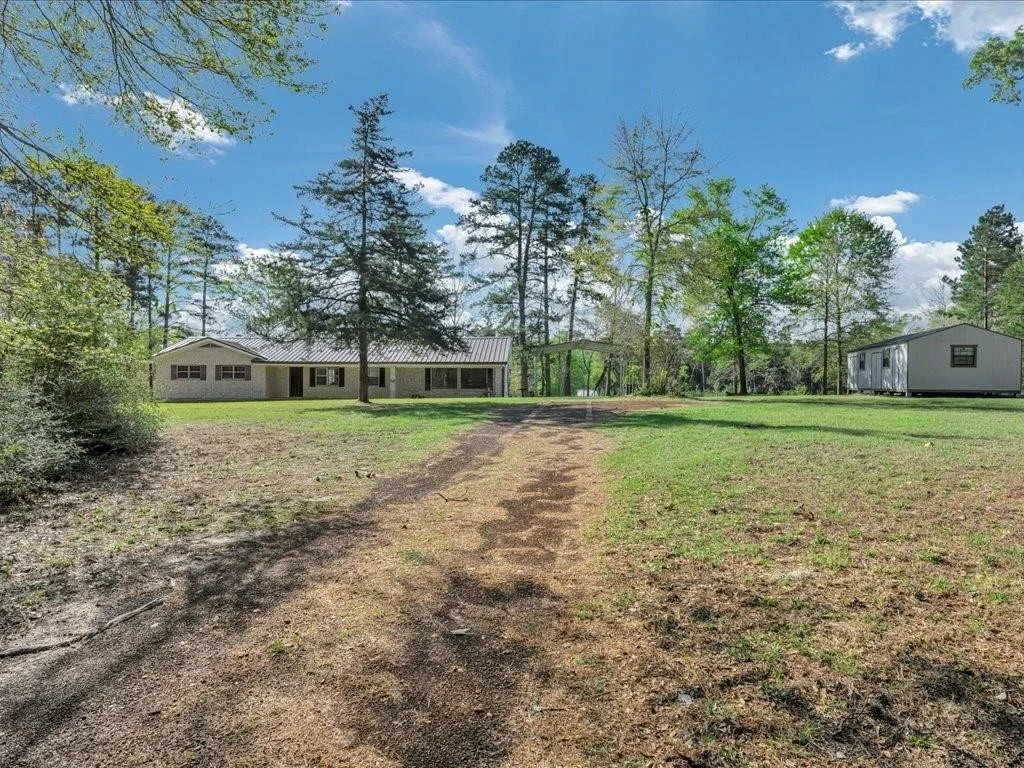 Photo of 19506 State Highway 7 E