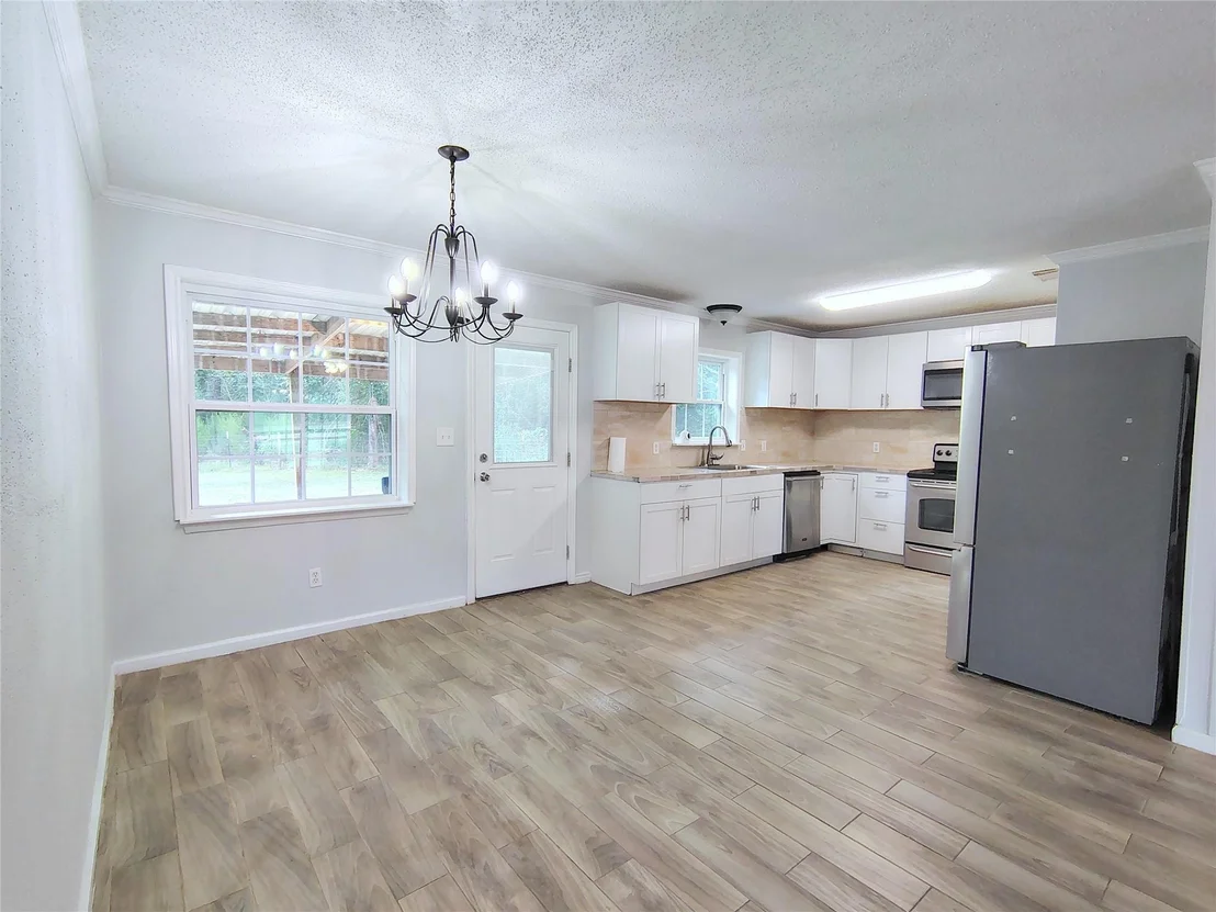 Photo of 25934 Pine Oak Drive