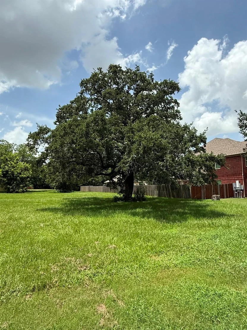Photo of 1611 Airline Drive