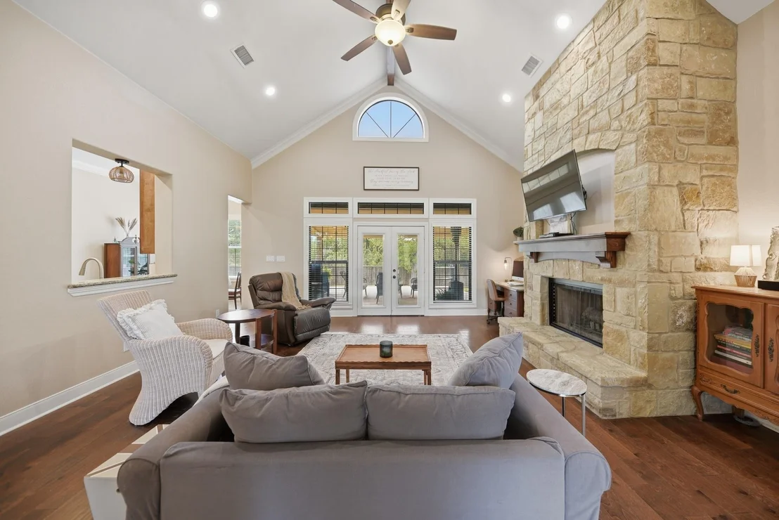 Photo of 2245 Strangmeier Road