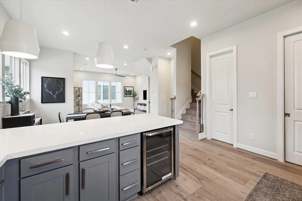Photo of 3053 Hicks Street