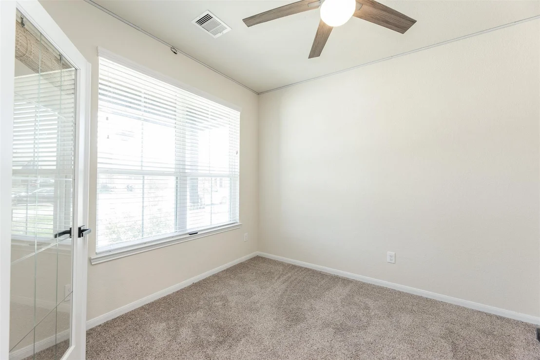 Photo of 2293 Garden Square Path