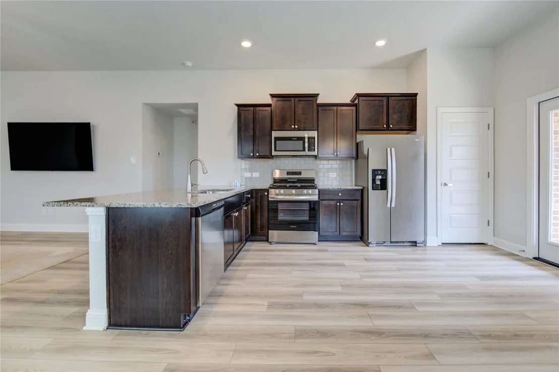 Photo of 412 Sunray Lake Lane