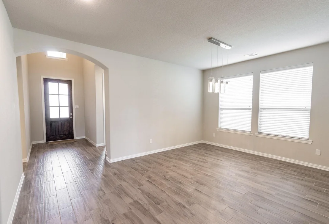 Photo of 2831 Maple Oak Lane